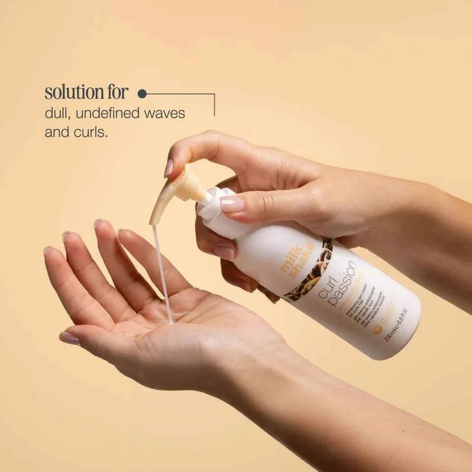 milk_shake Curl Passion Enhancing Fluid